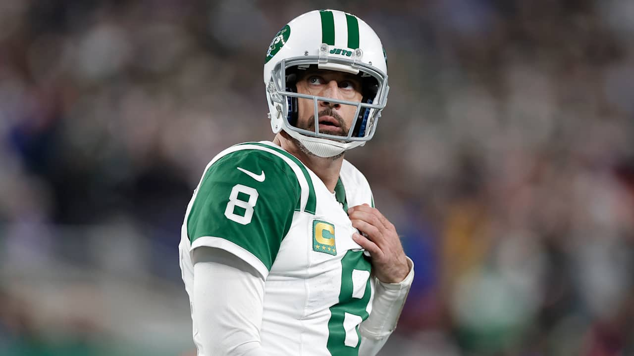 Jets QB Aaron Rodgers laments missed 'golden opportunity' in 'giveaway' loss to Bills