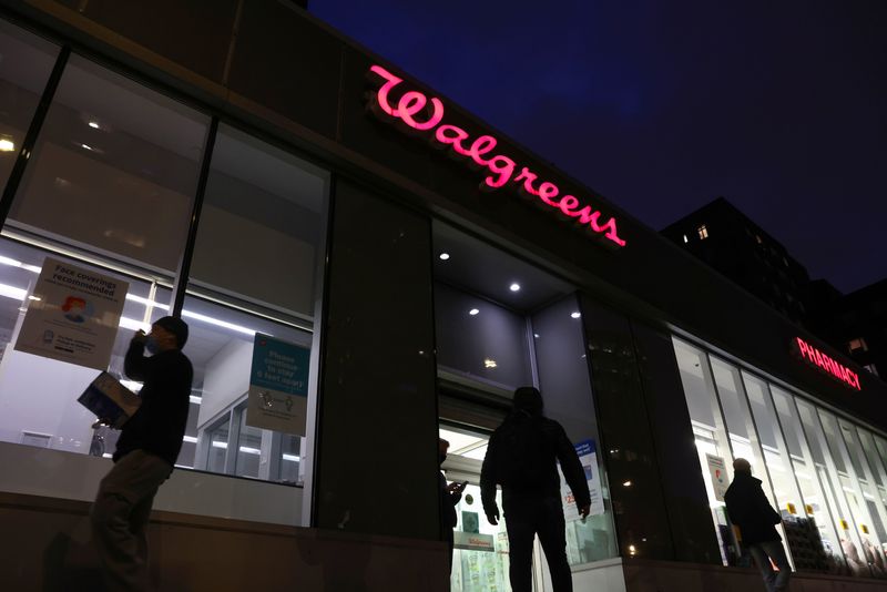 Walgreens will close 1,200 stores as CEO Wentworth looks for a turnaround